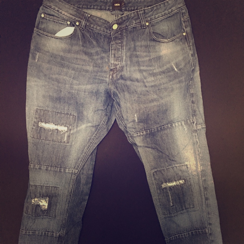Distressed Jeans